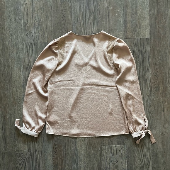 Express Satin Lace Long Sleeve Shirt - Picture 2 of 5